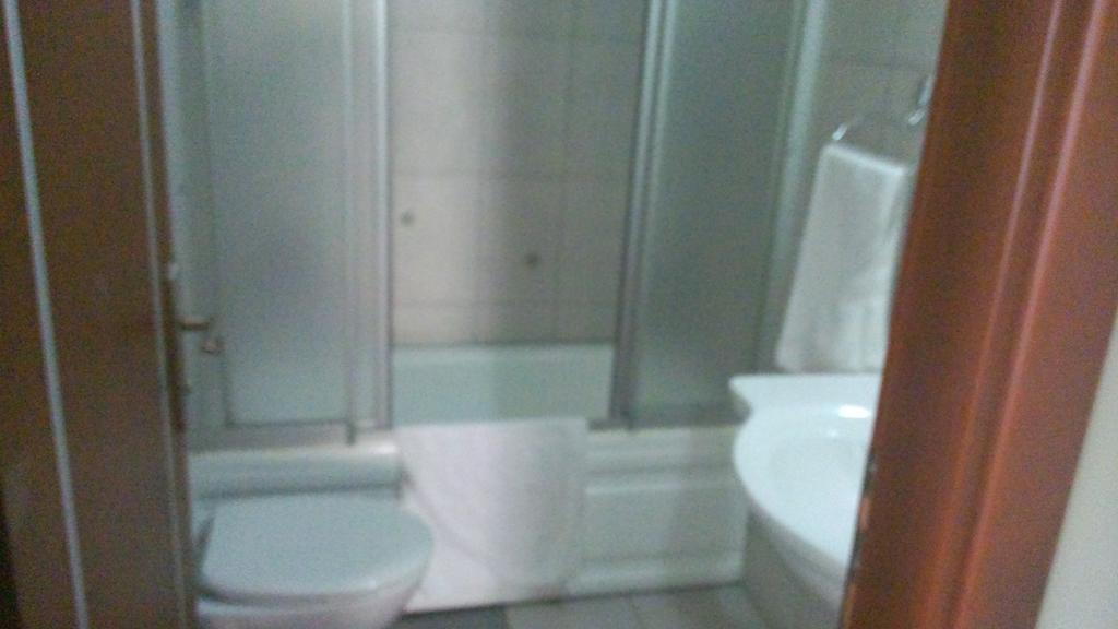 Halley Hotel Denizli  Rum bild